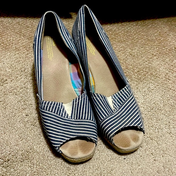 Toms | Shoes | Toms Navy Striped Wedges Size 1 | Poshmark